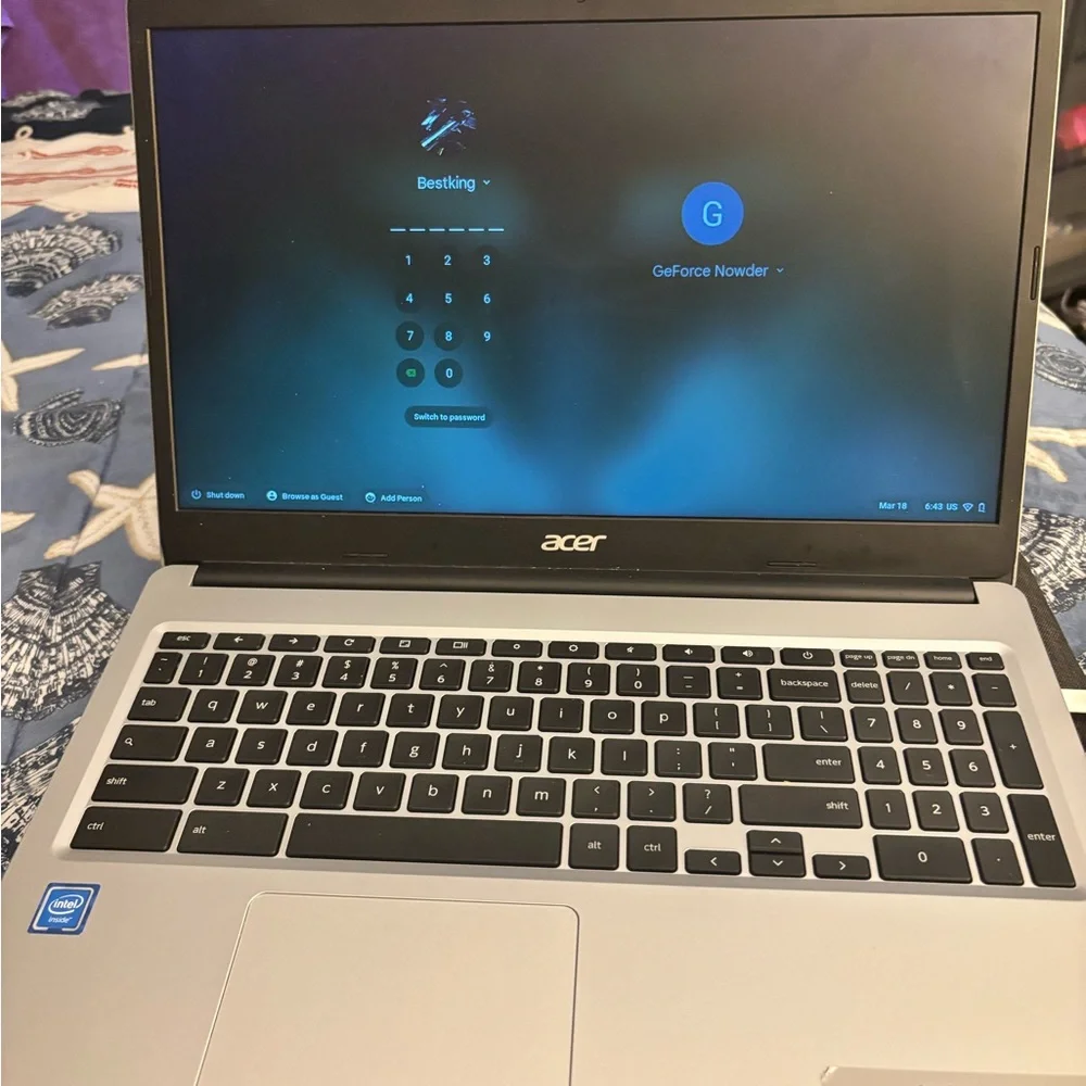 Acer Chromebook 315 - Black and Silver